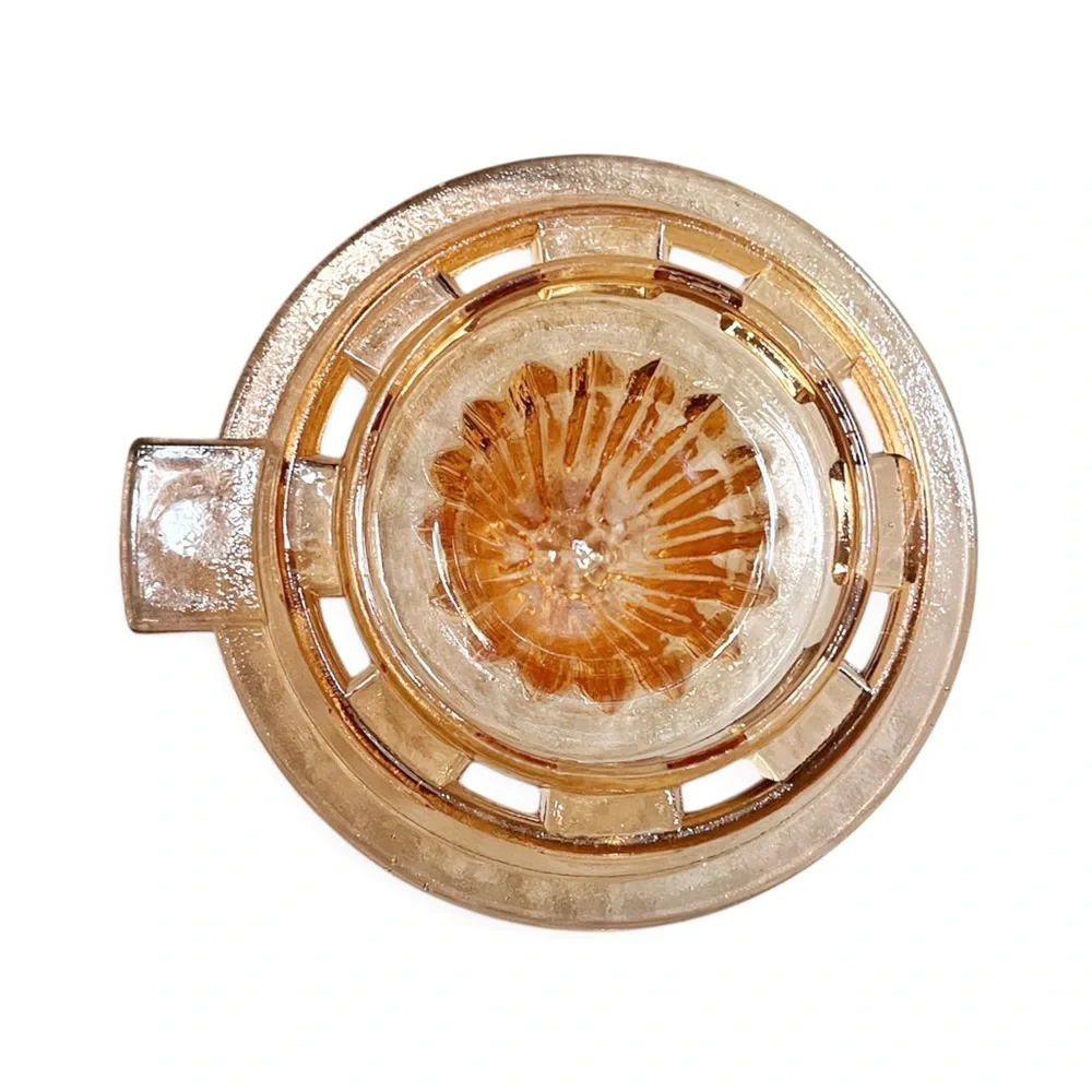 Depression Era Pink Peach Amber Glass Citrus Juicer Reamer w/2 Cup Measuring Cup - Picture 10 of 11